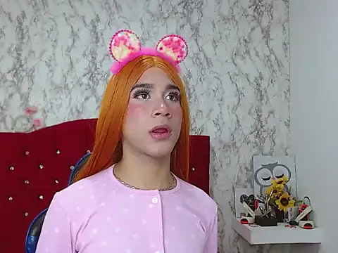 Ailanys_Miller Pertunjukan Webcam