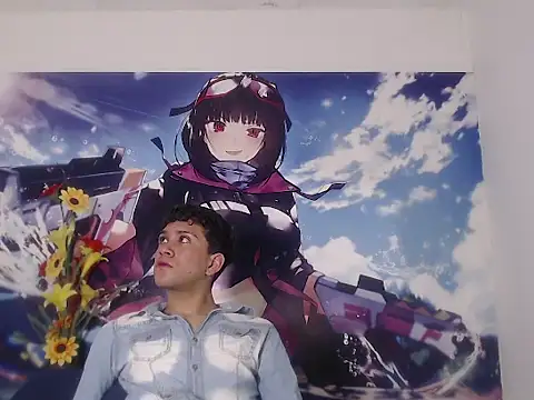 Ailanys_Miller: διαδικτυακό σόου στην κάμερα