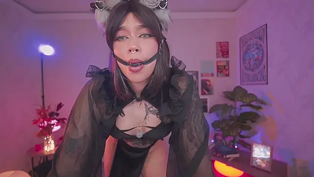 violette_clerk1_: διαδικτυακό σόου στην κάμερα