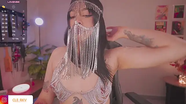violette_clerk1_'s Webcam Show