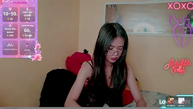 Luna_Moonfang Pertunjukan Webcam
