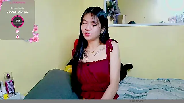 Chat +18 de Luna_Moonfang ao vivo