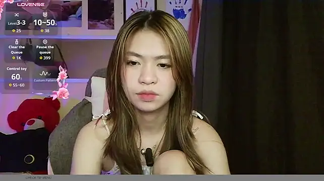 Luna_Moonfang Pertunjukan Webcam