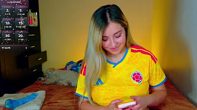 saradiazxxx's Live XXX Chat