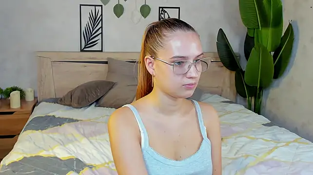 Miaa_Hill's Live XXX Chat