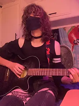 הופעת וובקאם של Pink_Vixen