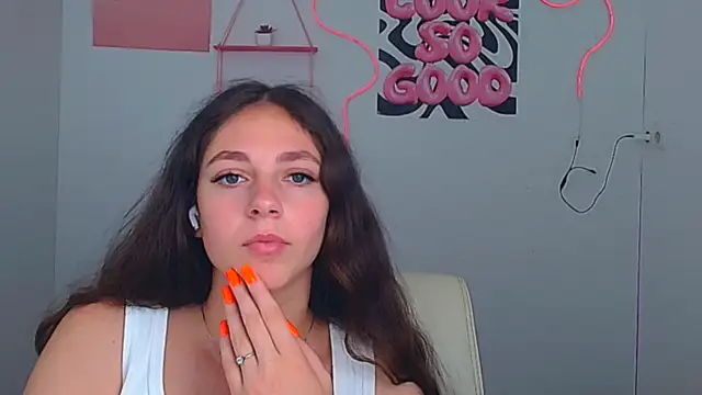 KissMeJulia Chat XXX in diretta
