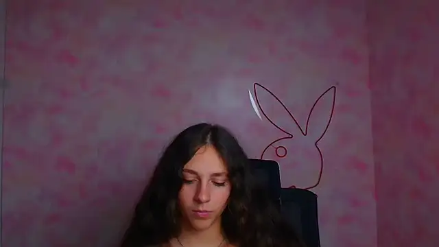 KissMeJulia's Live XXX Chat