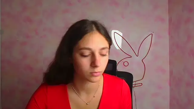 KissMeJulia's Live XXX Chat