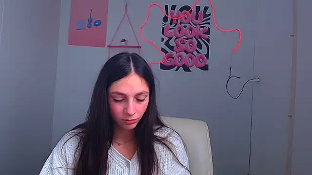 KissMeJulia: онлайн-секс-чат
