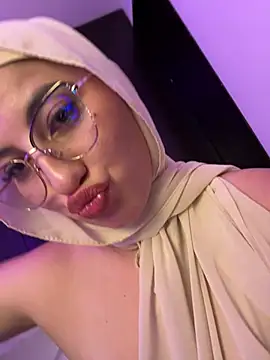 Darsha_Khemu Show in webcam