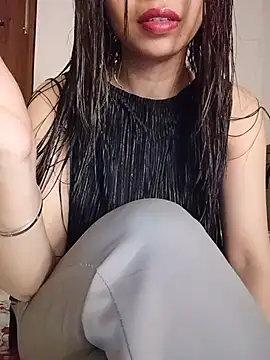 cute_girl_29 Adlı Modelin Web Kamerası Şovu