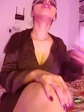 cute_girl_29's Webcam Show