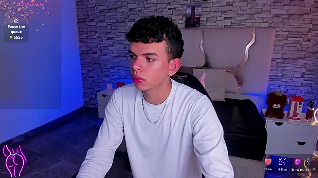 keahi_tay Webcam show