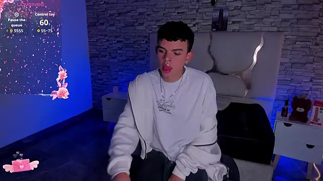 keahi_tay Webcam-Show