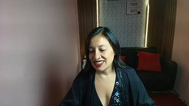 Chat XXX en directo de MoriahStorm