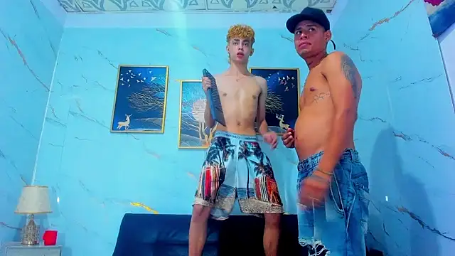 Spicy_guys' Webcam Show