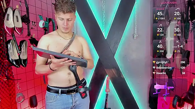 MrJustin_Brianna_BDSM's Webcam Show