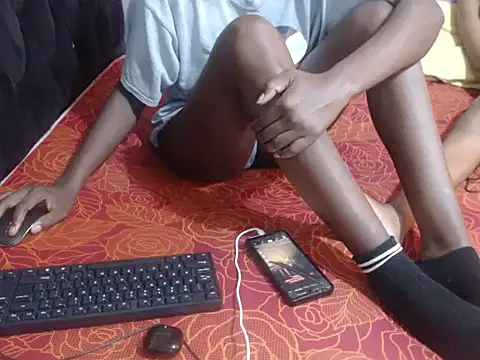 Azwo152333 – webcam-show