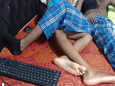 Azwo152333 webkamerás műsora