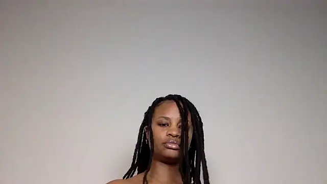 thehoneyhazel's Webcam Show