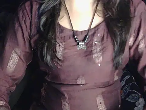 sassy_slut_69's Webcam Show