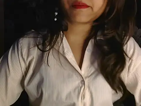 sassy_slut_69 Show in webcam