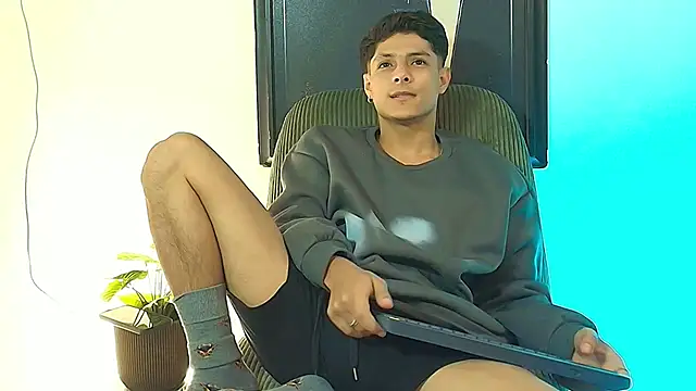 Eliassalvatore_ Pertunjukan Webcam