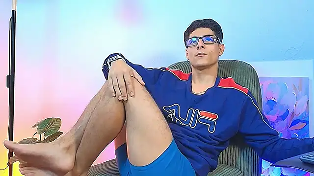 Pokazy przed kamerką – Eliassalvatore_