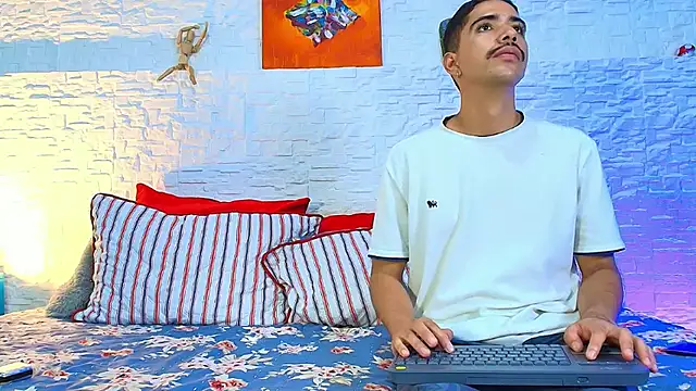 Eliassalvatore_ Pertunjukan Webcam
