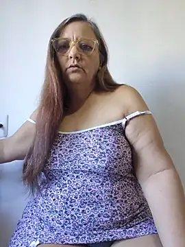 Show modela Noemipopi na web-kameri