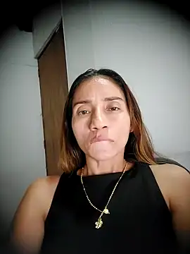 XXX chat uživo modela isaa-