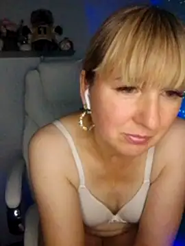 Chat XXX ao vivo de -Nefertiti-