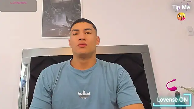 juank_adamx 网络视讯表演