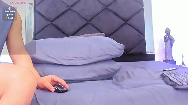 Webkamerová show juank_adamx