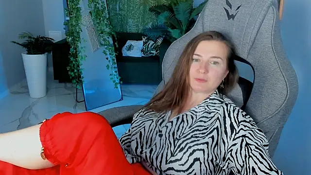 Golden_Dragon Chat XXX in diretta
