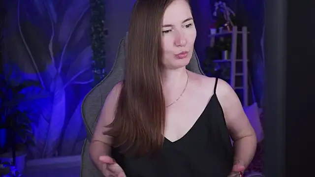 Golden_Dragon live XXX chat