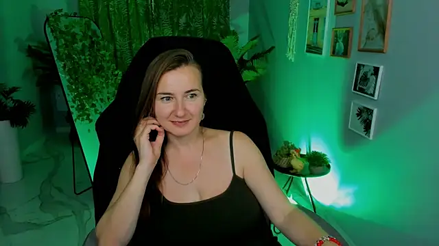 Chatroom XXX en direct de Golden_Dragon