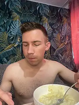 -DARKWHITE- Show Webcam
