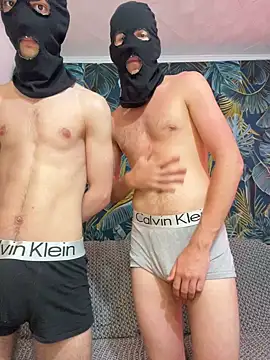 -DARKWHITE- webcam show