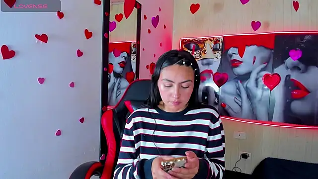 Chat soba uživo modela angell_cooper8