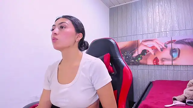 Chat +18 de angell_cooper8 ao vivo