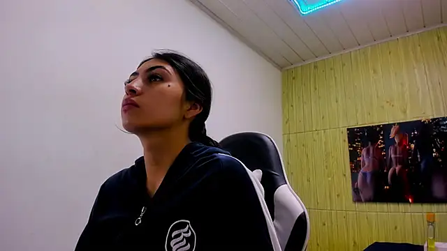 Chat +18 de angell_cooper8 ao vivo