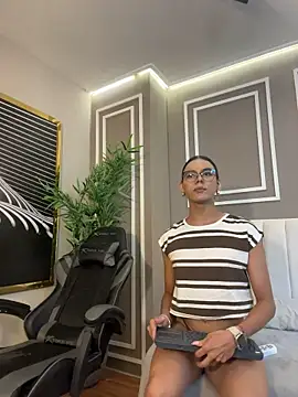 Luxa_Velvet Webcamshow