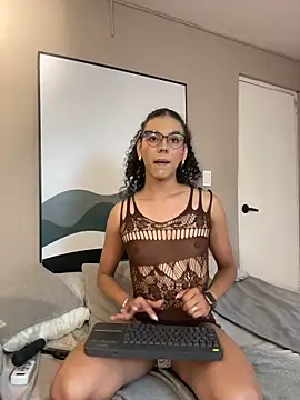 Luxa_Velvet Adlı Modelin Web Kamerası Şovu