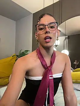 Pertunjukan Kamera Web Luxa_Velvet