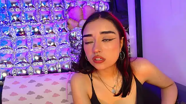 Chat XXX en directo de lala_cherry