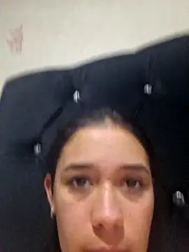 Chat XXX en directo de AlessiaKnox