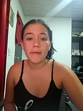Chat XXX en directo de AlessiaKnox