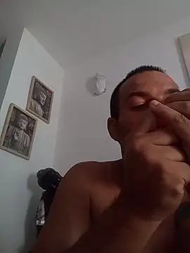 morenitoymorena's Webcam Show